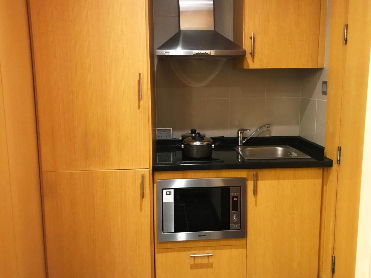 Hala Arjaan By Rotana, Deluxe Hotel Apartments Abu Zabi Zewnętrze zdjęcie