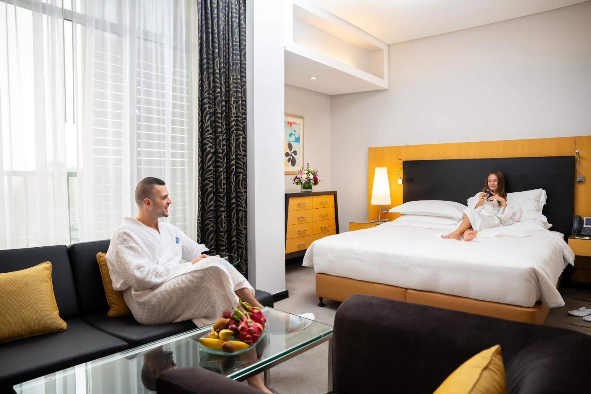 Hala Arjaan By Rotana, Deluxe Hotel Apartments Abu Zabi Zewnętrze zdjęcie
