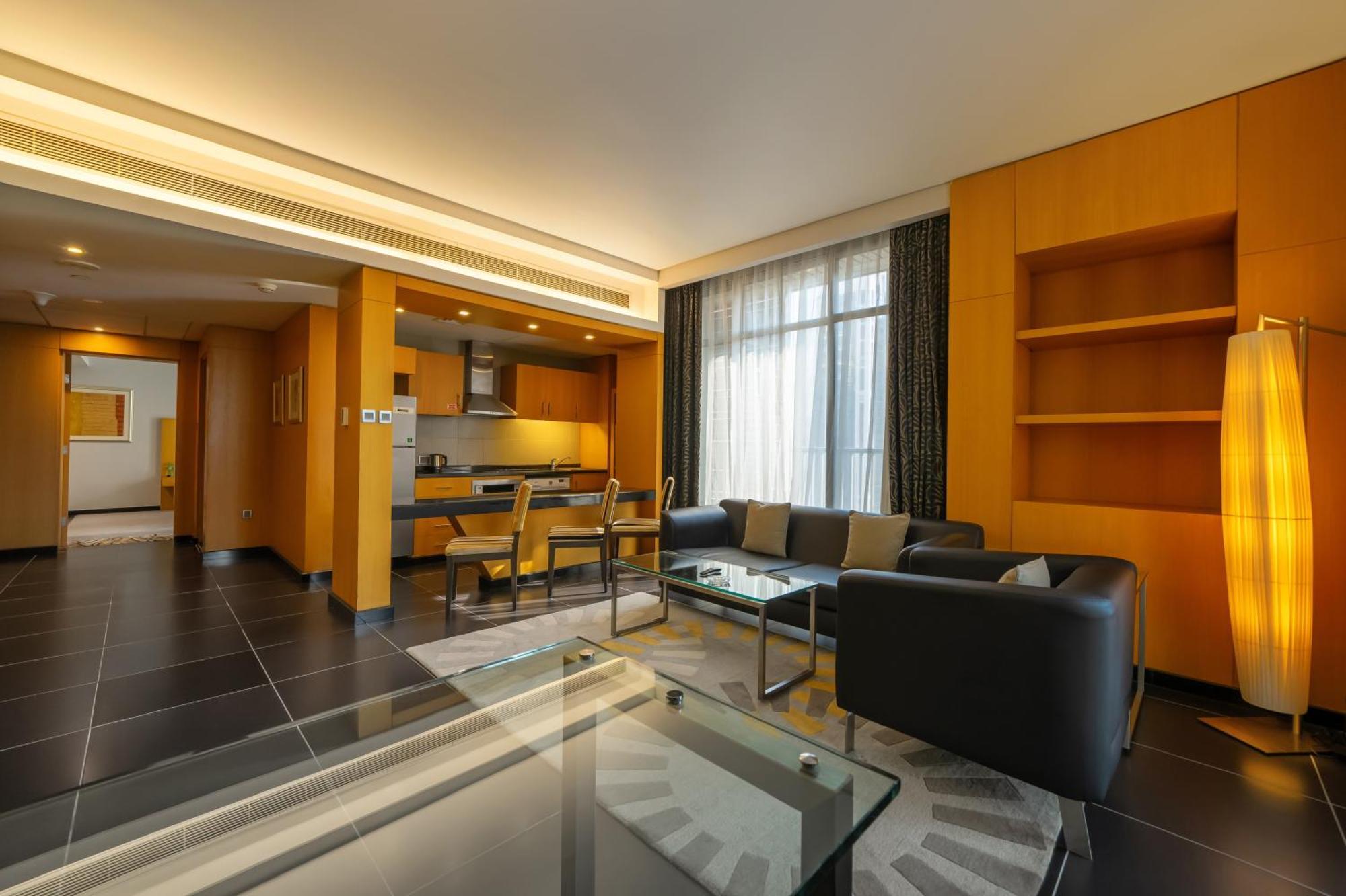 Hala Arjaan By Rotana, Deluxe Hotel Apartments Abu Zabi Zewnętrze zdjęcie
