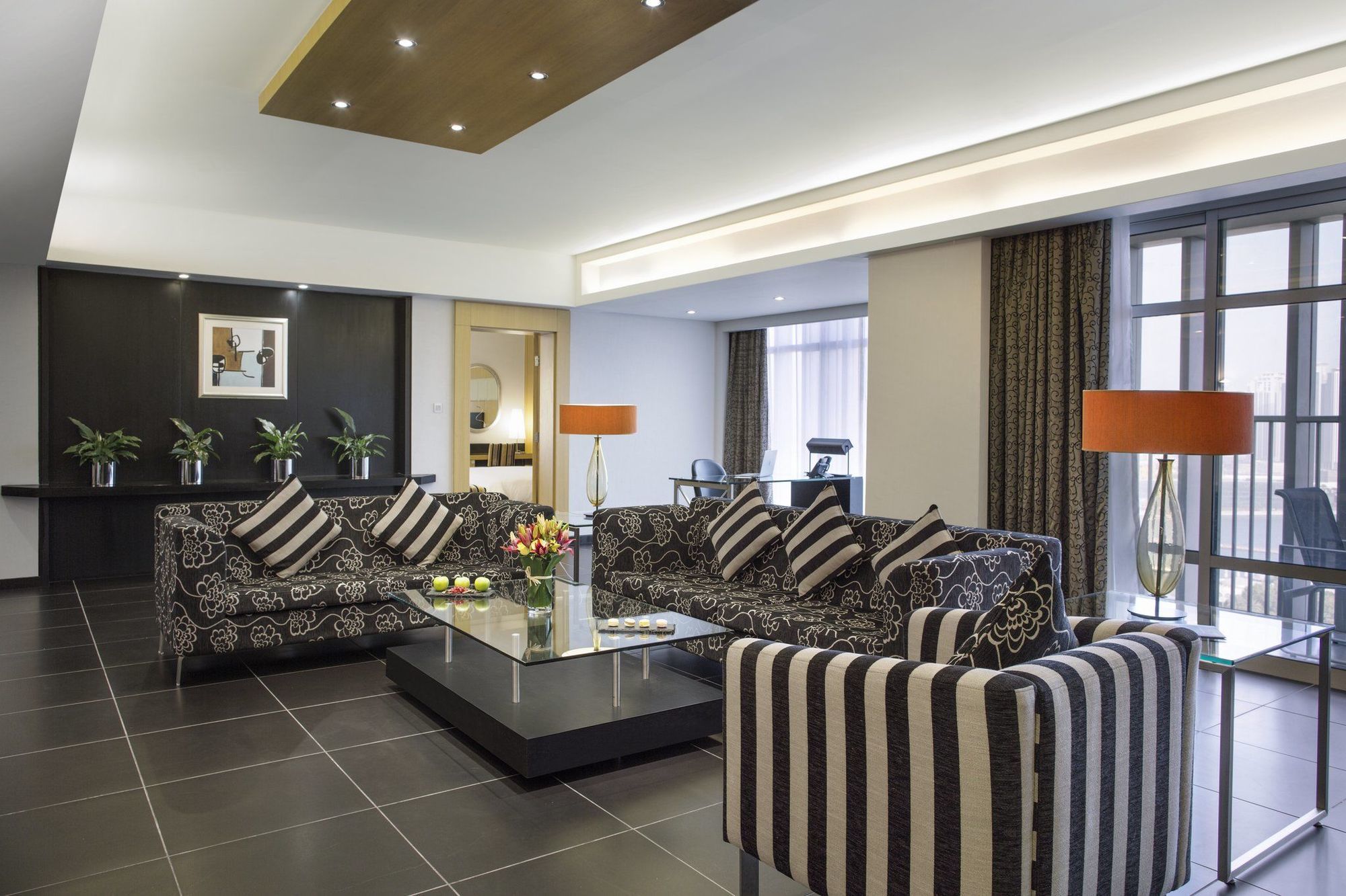Hala Arjaan By Rotana, Deluxe Hotel Apartments Abu Zabi Zewnętrze zdjęcie