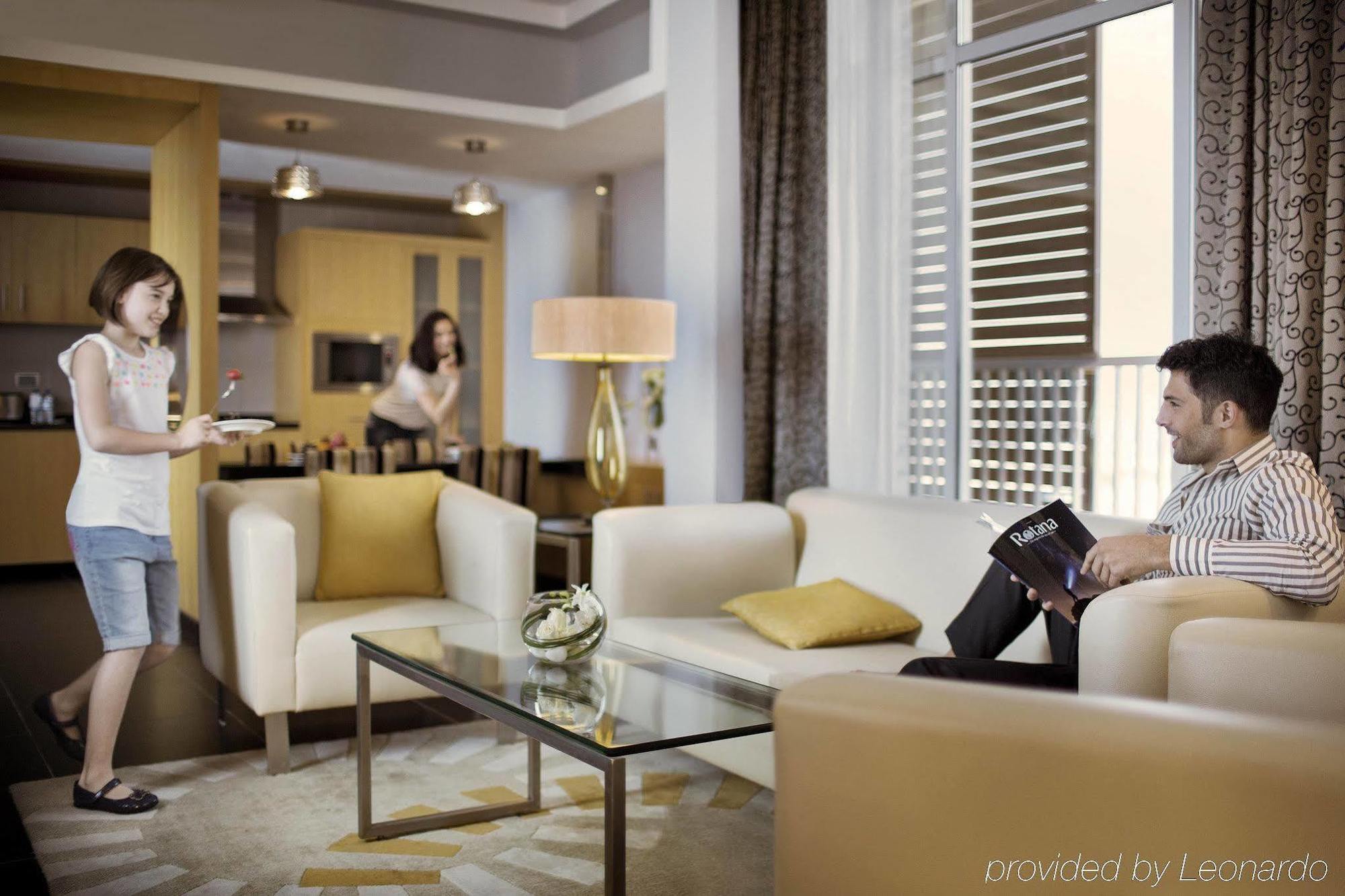 Hala Arjaan By Rotana, Deluxe Hotel Apartments Abu Zabi Zewnętrze zdjęcie