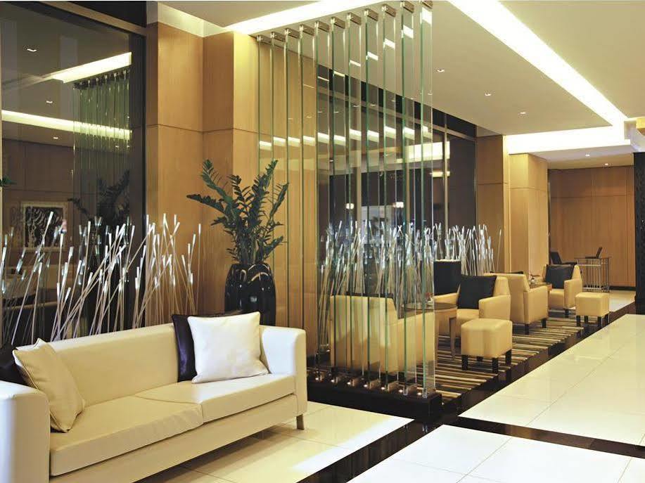 Hala Arjaan By Rotana, Deluxe Hotel Apartments Abu Zabi Zewnętrze zdjęcie