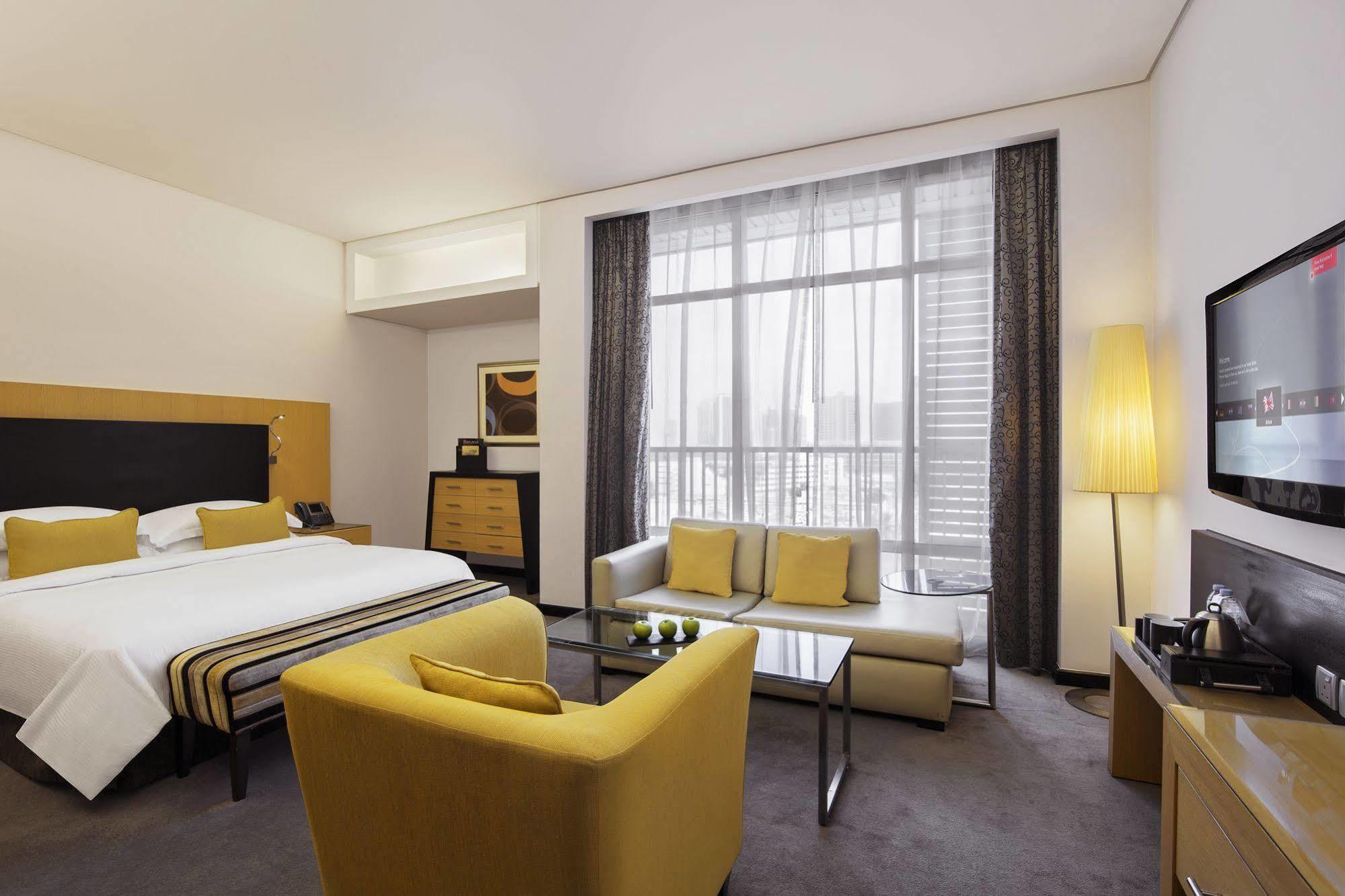 Hala Arjaan By Rotana, Deluxe Hotel Apartments Abu Zabi Zewnętrze zdjęcie